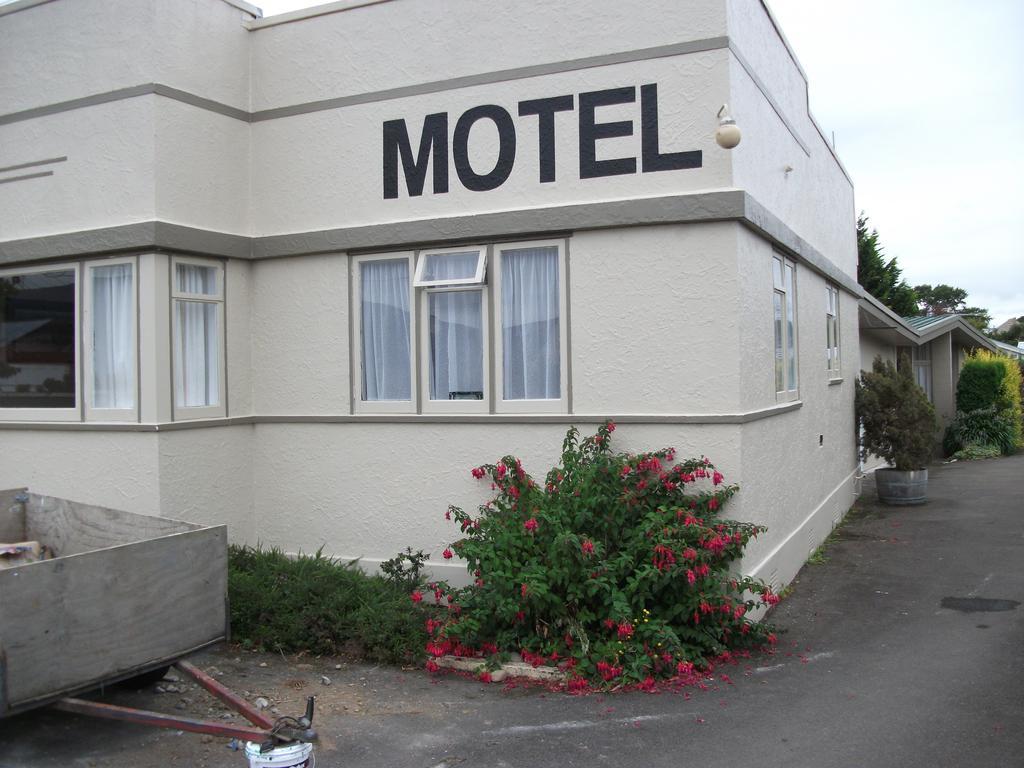Trentham Motel Ъпър Хът Екстериор снимка